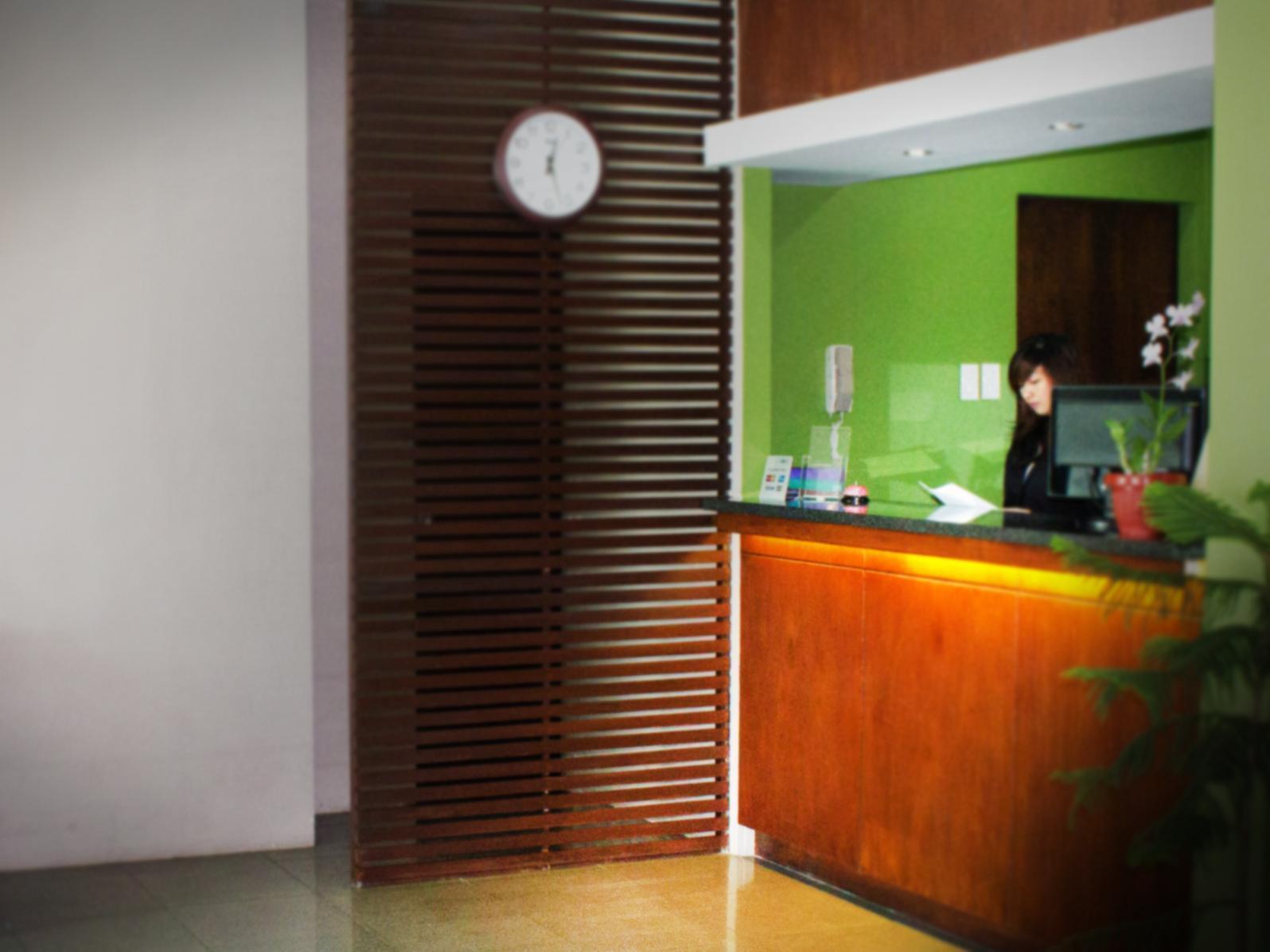 Vive Hotel Makati City Bagian luar foto