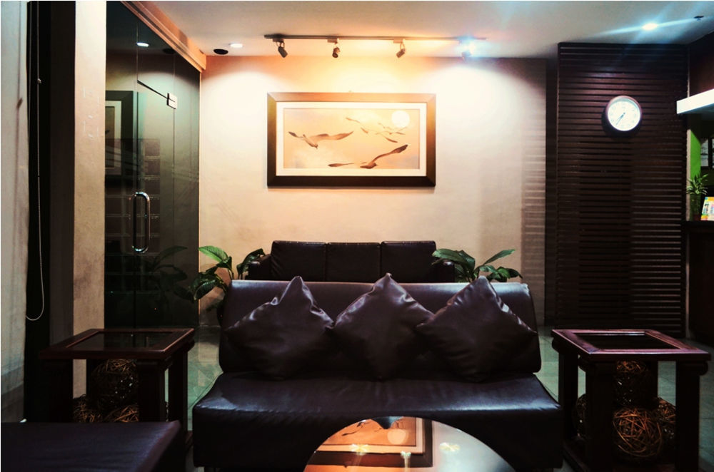 Vive Hotel Makati City Bagian luar foto