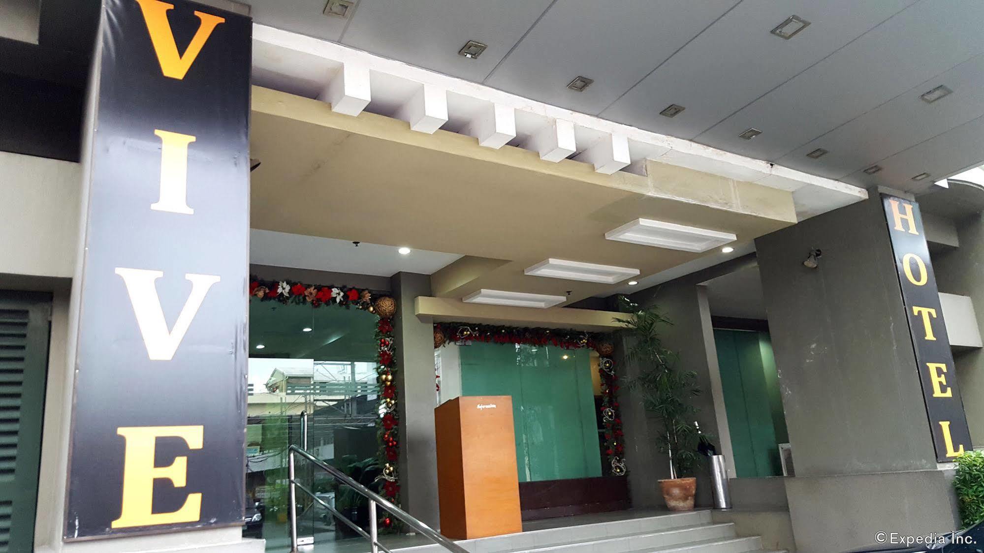 Vive Hotel Makati City Bagian luar foto
